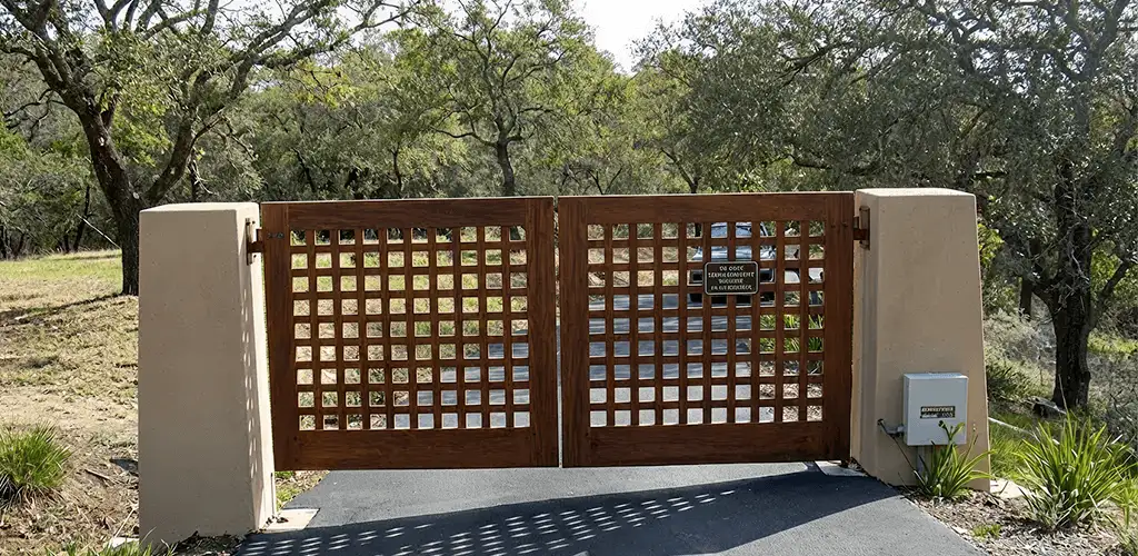 Driveway gate installation for a residential property in Aurora, IL
